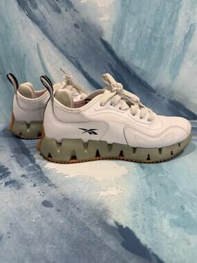 Women’s Reebok Zig Dynamica Running Shoes Sneakers White Green Size 7 Ortholite
